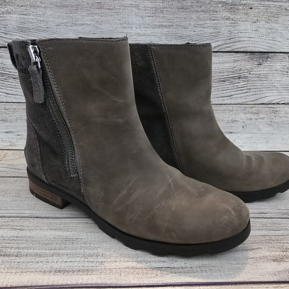 Sorel Grey Suede Ankle Booties with Side Zip